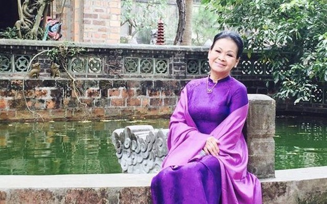 Sau cơn đột quỵ, cuộc sống của nữ danh ca bị kiểm soát chặt chẽ