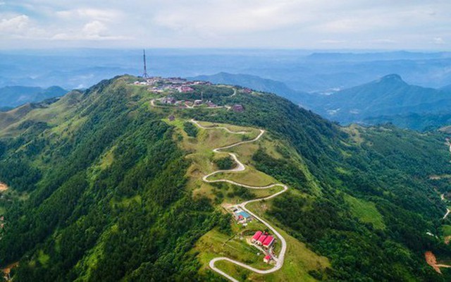Việt Nam sắp có thêm cáp treo lên đỉnh núi, dự kiến rót hơn 7.300 tỷ