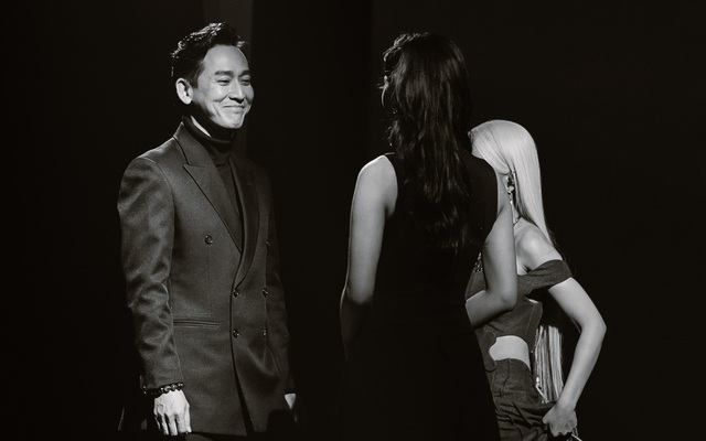 Cặp sao Việt lệch nhau 29 tuổi vẫn đẹp đôi điên đảo, nhìn nhau nửa giây cũng đủ viết 1000 trang ngôn tình