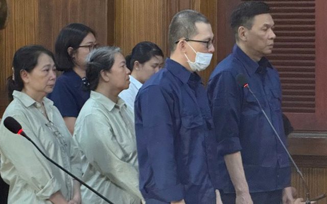 Xét xử vụ cựu giám đốc Trung tâm Ứng dụng tiến bộ KH&CN TPHCM “xẻ thịt đất công"