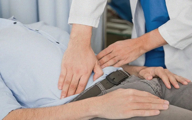 Không rượu bia, không thuốc lá, người đàn ông 44 tuổi vẫn mắc ung thư gan: Bác sĩ chỉ điểm 1 thói quen nhiều người đang chủ quan