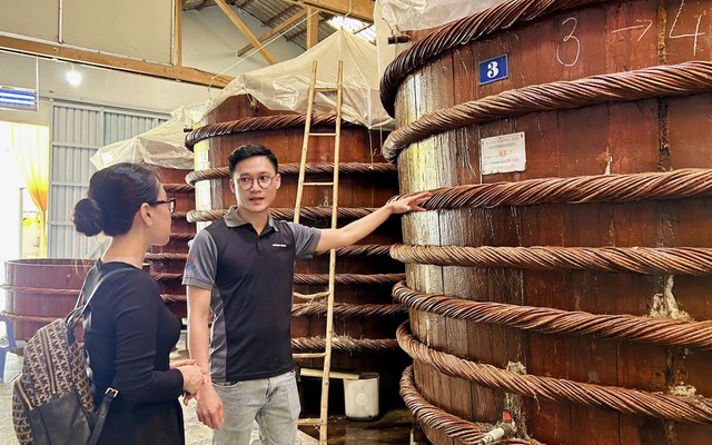 Bỏ việc ở tập đoàn lớn tại TP. HCM, chàng trai về quê làm nghề "nặng mùi": Khách hàng Úc rất ưa chuộng