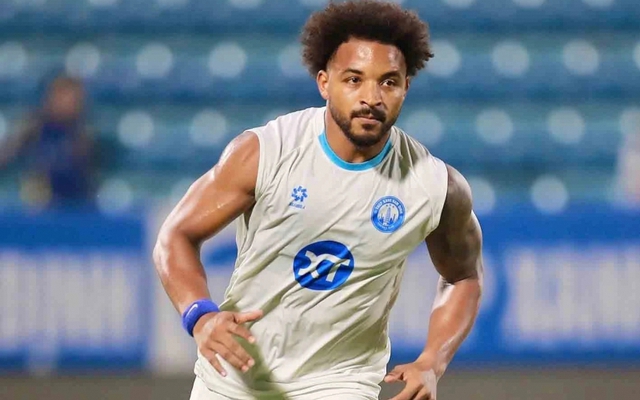 HLV Kim Sang-sik đối mặt bài toán khó trước ngày đấu Malaysia