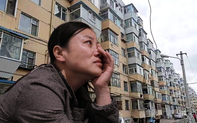 Thuê trọ 15 năm, thấy chủ nhà được đền bù giải tỏa 10 tỷ đồng người phụ nữ lập tức đòi chia phần: “Tôi xứng đáng có nửa số tiền”