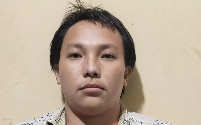 Tạt xăng đốt người mua ve chai vì nghi bị nói xấu