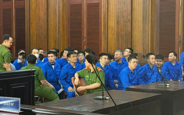 Sinh viên trộm súng bảo tàng, lập nhóm kín buôn vũ khí trên mạng