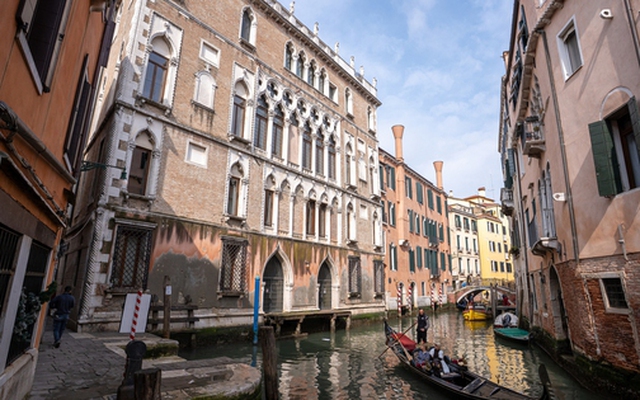 Dự án nghệ thuật Việt Nam lần đầu xuất hiện tại Venice Art Biennale, trưng bày trong cung điện lịch sử