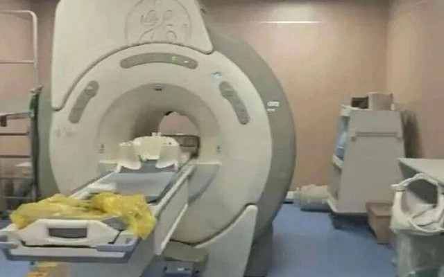 Đình chỉ ê-kip bác sĩ “bỏ quên” bệnh nhân trong máy chụp cộng hưởng từ suốt 6 tiếng giữa đêm