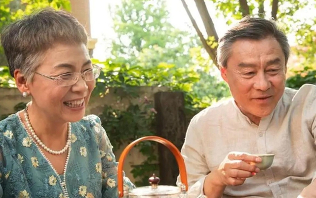 Lương hưu chỉ bằng một nửa bạn đời, thuê nhà chia 70 - 30: Sau 3 tháng sống chung, tôi lặng lẽ rời đi