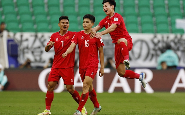 Tuyển Việt Nam sắp đấu sao Arsenal khoác áo tuyển Indonesia?