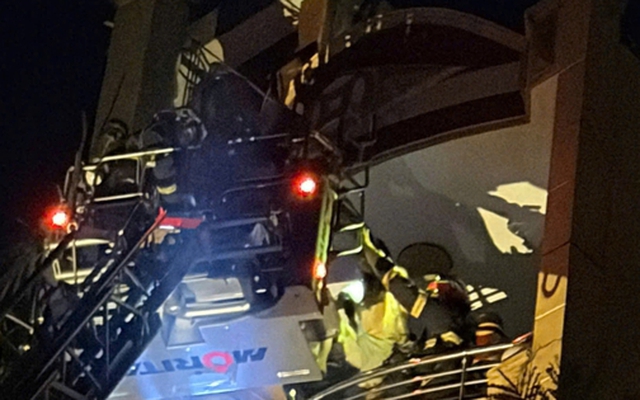 Cháy nhà 6 tầng ở trung tâm TPHCM, cứu được 5 người