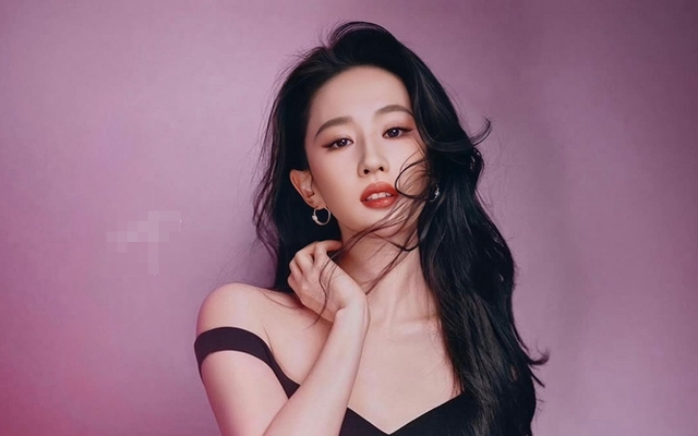 Lưu Diệc Phi “độc toàn thân” suốt 8 năm sau khi chia tay nam thần Hàn Quốc