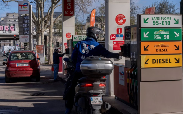 Kịch bản giá dầu vượt 125 USD khiến EU 'toát mồ hôi', nền kinh tế lớn thứ 2 khối thừa nhận: 'Chúng tôi không còn tiền'