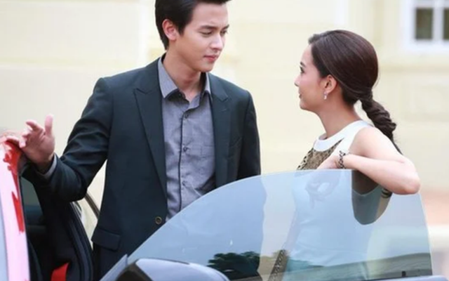 Được bố mẹ tặng xe Mercedes làm quà sinh nhật, tôi vui sướng tới mức không ngủ được, cho tới khi nghe được câu nói của bạn trai