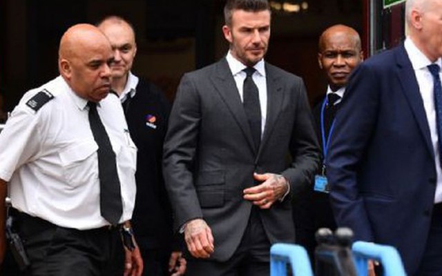 Bê bối khiến Beckham "chao đảo" sự nghiệp