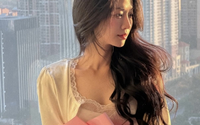 Lê Bống ngầm nhắc về chuyện thị phi trong quá khứ