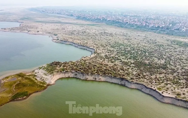 Hà Nội mở quyền khai thác 16 mỏ cát không qua đấu giá phục vụ công trình trọng điểm