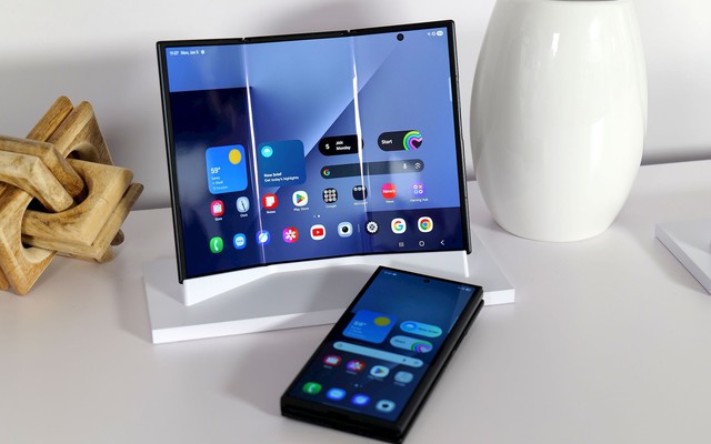 Chiếc Samsung Galaxy ‘đắt nhất lịch sử’ sắp bị khai tử: Tại sao sản phẩm hơn 70 triệu đồng càng bán càng lỗ?