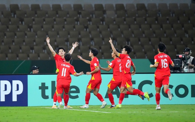 Phóng viên Trung Quốc bất ngờ vì U23 Việt Nam, e ngại một ngôi sao Việt kiều