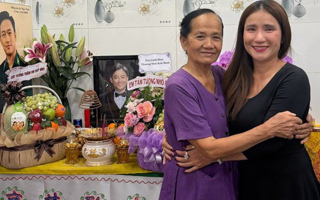 Nữ NSƯT hiếm hoi Quý Bình gặp lúc cuối đời đến thắp hương, tiết lộ tình hình mẹ nam nghệ sĩ