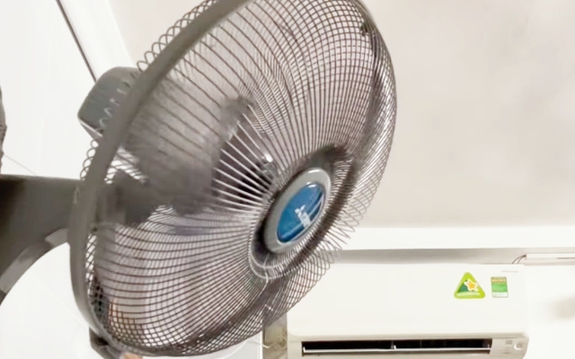 Cảnh báo đặc biệt tới những gia đình để quạt lâu không dùng