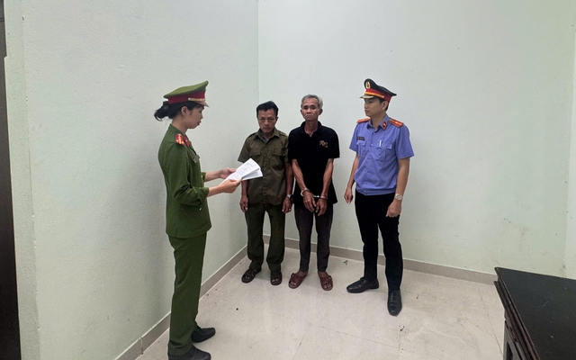 Thi hành lệnh bắt tạm giam cụ ông Nguyễn Hữu Mỹ SN 1968