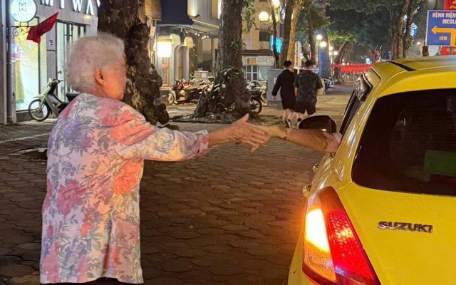 Tình hình NSƯT Lê Mai sau khi không nhận ra con gái út Lê Vi