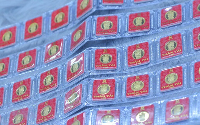 Tối 2-3, giá vàng thế giới bất ngờ rớt mạnh