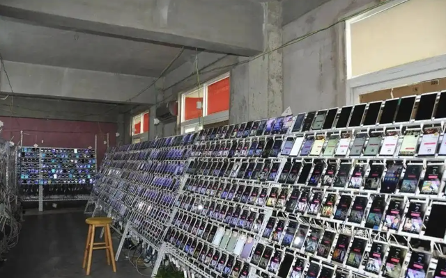 Thu giữ hơn 26.000 điện thoại, 34 tỷ đồng tiền mặt và bắt khẩn cấp 24 người