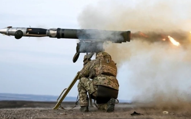 Xe tăng Israel gặp "hòn đá tảng" Kornet của Hezbollah