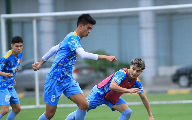 Phát hiện mới Đinh Quang Kiệt, “gã khổng lồ” 1m94 ở U23 Việt Nam