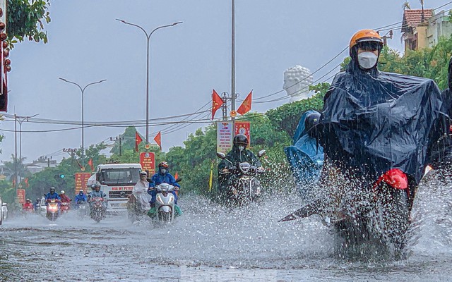 Khi nào nắng nóng sẽ bao trùm miền Bắc và xuất hiện mưa to chuyển mùa?
