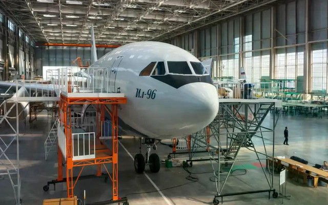 Nga đang bí mật chế tạo loại máy bay khổng lồ Il-96 cho ai?