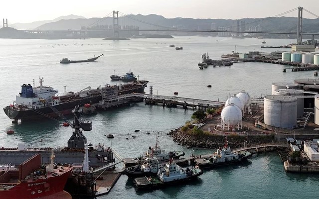 Dầu của quốc gia này đang hot: Ấn Độ và hàng loạt 'đại gia' châu Á tìm cách tranh mua