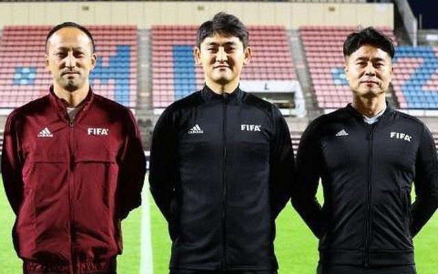 Lộ diện trọng tài bắt trận Việt Nam vs Malaysia: "Quen" với Việt Nam, ai chơi xấu cứ... cẩn thận!
