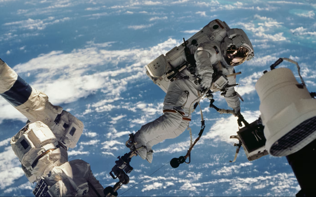 ISS khép lại sứ mệnh 25 năm, kinh tế không gian bước vào cuộc chơi mới