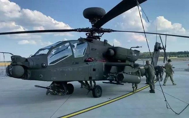 Mỹ lên kế hoạch đánh bại Iran ở eo biển Hormuz bằng AH-64 Apache và A-10