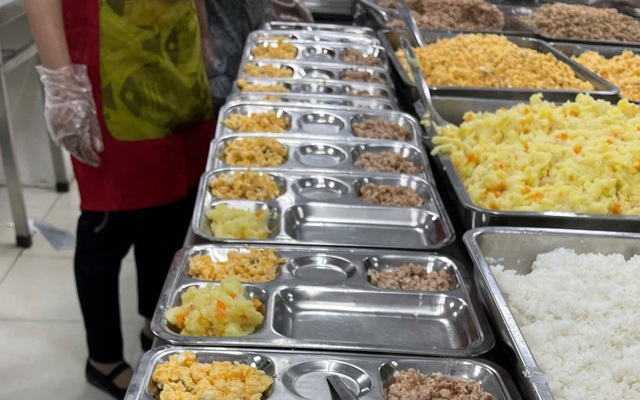 Đổi cách gom đơn hàng trước khi giao, tiểu thương bớt gánh nặng tiền xăng