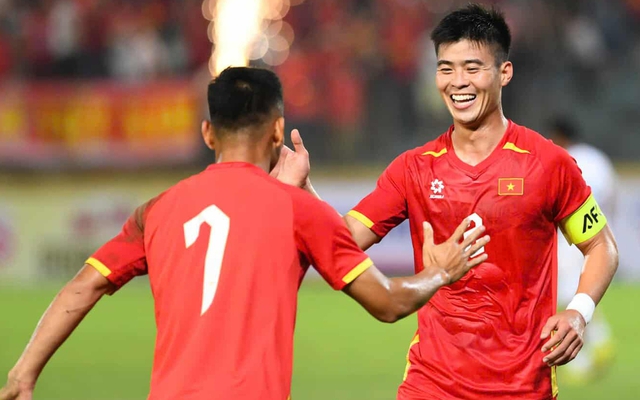 HLV Bangladesh: "Với sức mạnh thế này, tuyển Việt Nam sẽ thắng Malaysia thôi"