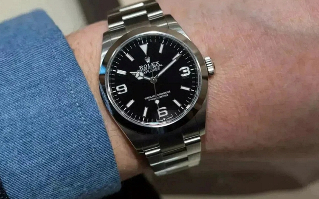 Mượn đồng hồ Rolex 200 triệu thử làm "dân chơi" và cái kết đắt giá về ảo tưởng địa vị