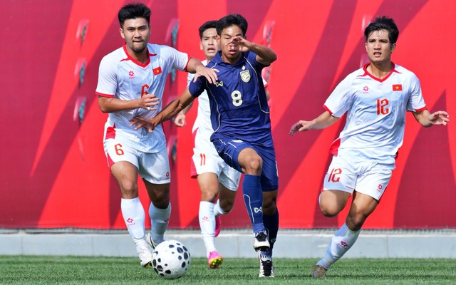 Dùng đội hình "chấp 2 tuổi", U23 Việt Nam nhận cái kết buồn trước U23 Thái Lan