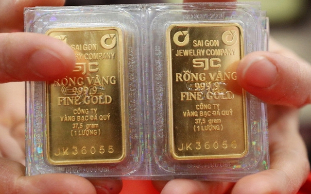 Giá vàng hôm nay 29/3 neo cao, vì sao người mua vàng vẫn lỗ nặng hơn 18 triệu đồng/lượng?