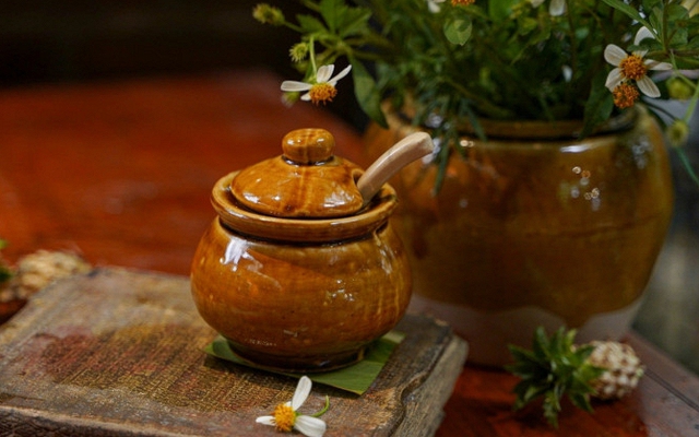 Mẹo đặt 3 vật này cạnh bếp nấu: Tài lộc tự tìm đường về, gia đạo êm ấm đến bất ngờ