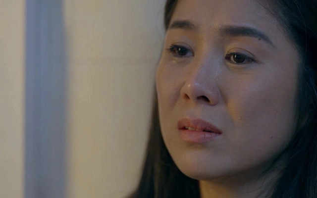 Mỹ nhân đóng chính cùng lúc 2 phim Việt đang cực hot, đổi mỗi kiểu tóc mà nhìn như người khác