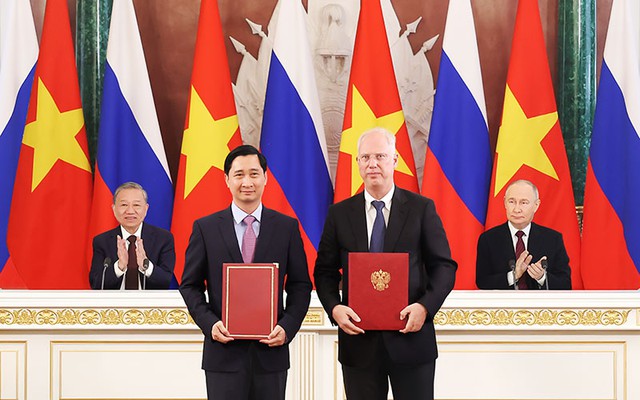 2 cú bắt tay với Nga và Anh ‘làm nóng’ một ngành tại Việt Nam chỉ trong 6 tháng