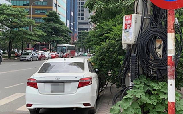 Gần 210 ô tô bị phạt nguội do dừng đỗ sai quy định tại khu vực này: Nhanh chóng nộp phạt theo Nghị định 168