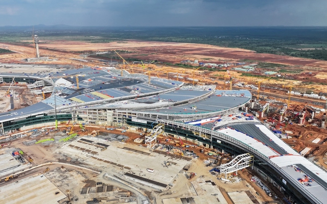 Thủ tướng: Đồng ý làm đường sắt nối TP.HCM với sân bay Long Thành theo 'lệnh khẩn cấp'