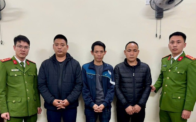 Bắt khẩn cấp Nguyễn Thành Công, sinh năm 1992 và 2 người khác