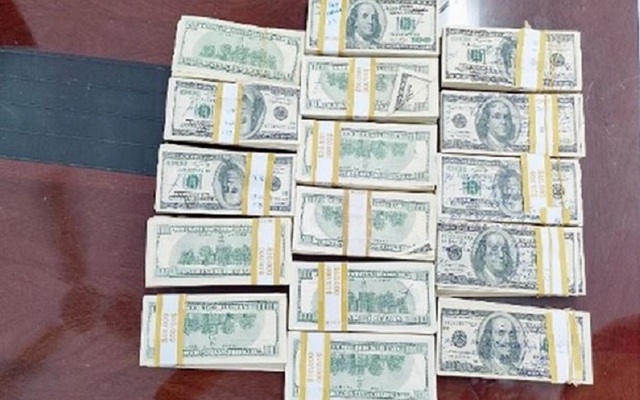 Công an Đà Nẵng tìm bị hại trong vụ tàng trữ, lưu hành 10.000 USD tiền giả