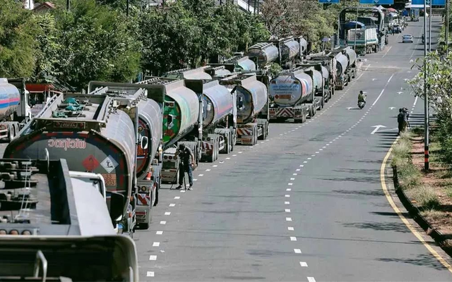 Cấm xuất khẩu nhưng vẫn gửi hơn 5 triệu lít dầu cho Lào và Myanmar mỗi ngày, quốc gia láng giềng Việt Nam nói gì?